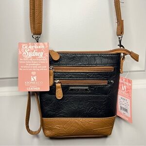 NWT Stone & Co Black & Tan Bonded Leather ,CB Bag w/ Detachable Wristlet Strap